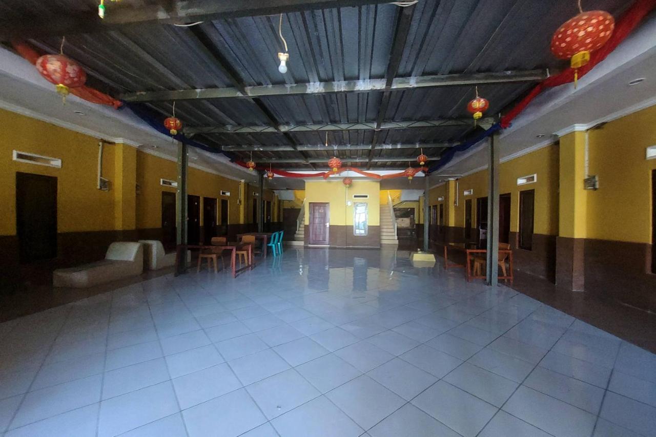 Spot On 3605 Clarichie Guest House Kupang (East Nusa Tenggara) Exterior foto
